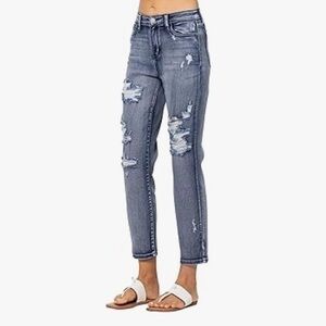 NEW Judy Blue High Waist Destroyed Boyfriend Jeans 9/29